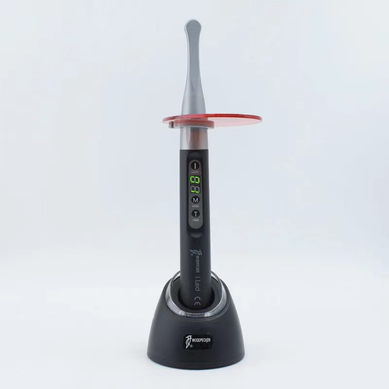 Woodpecker®歯科用LED可視光線照射器iLed-Plus